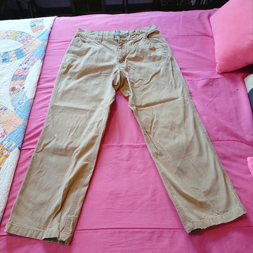 Worked Work Pants - Rugged Durable Mountain Kahkis 35x30 - Distressed